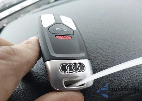 2018 Audi Q5 2.0T Premium/2.0T Tech Premium из США, поврежденный, VIN WA1BNAFY6J2164933